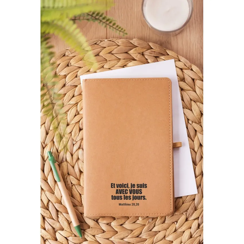 Carnet « Et voici, je suis avec vous tous les jours. » Matthieu 28.20 - en papier kraft lavé -...